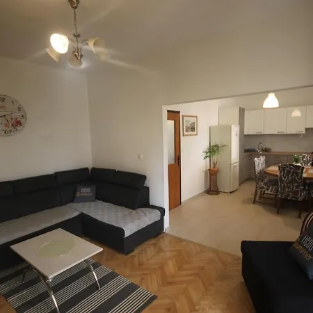 Apartamento Danica Diklo / Very Close To The Beach