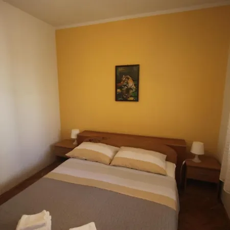 Danica Diklo / Very Close To The Beach Apartamento Zadar